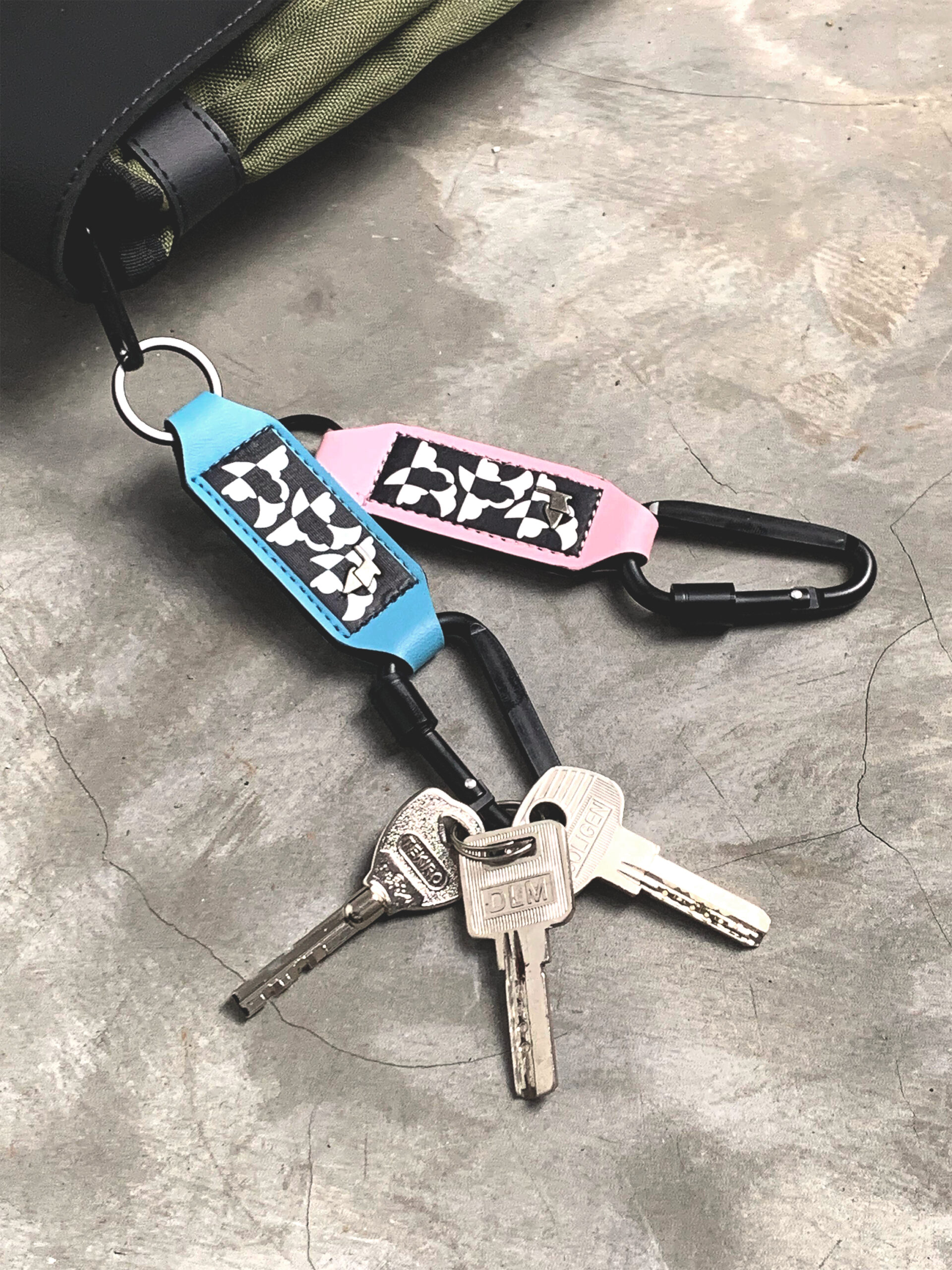 KEYCHAIN-3